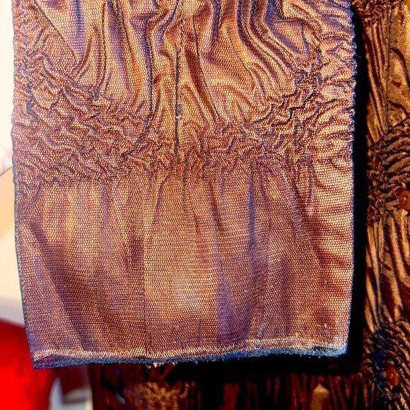 Coldwater Creek XXL EUC bronze polyester with black netting chevron pattern top. - Picture 5 of 6